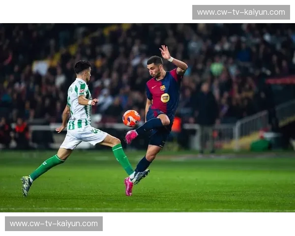 伯纳乌的月光与绿白色的韧劲：皇马vs贝蒂斯，一场关于足球灵魂的视觉史诗