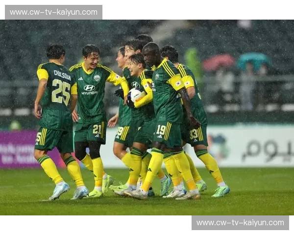 绿茵场上的宿命对决：全北现代与富川的荣耀之战